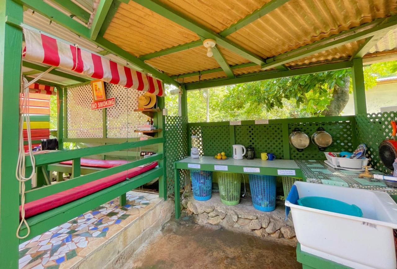 Judy House Cottages And Rooms Negril Eksteriør billede