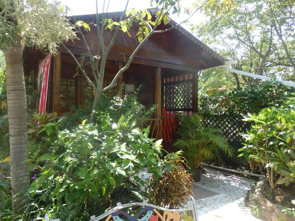 Judy House Cottages And Rooms Negril Eksteriør billede